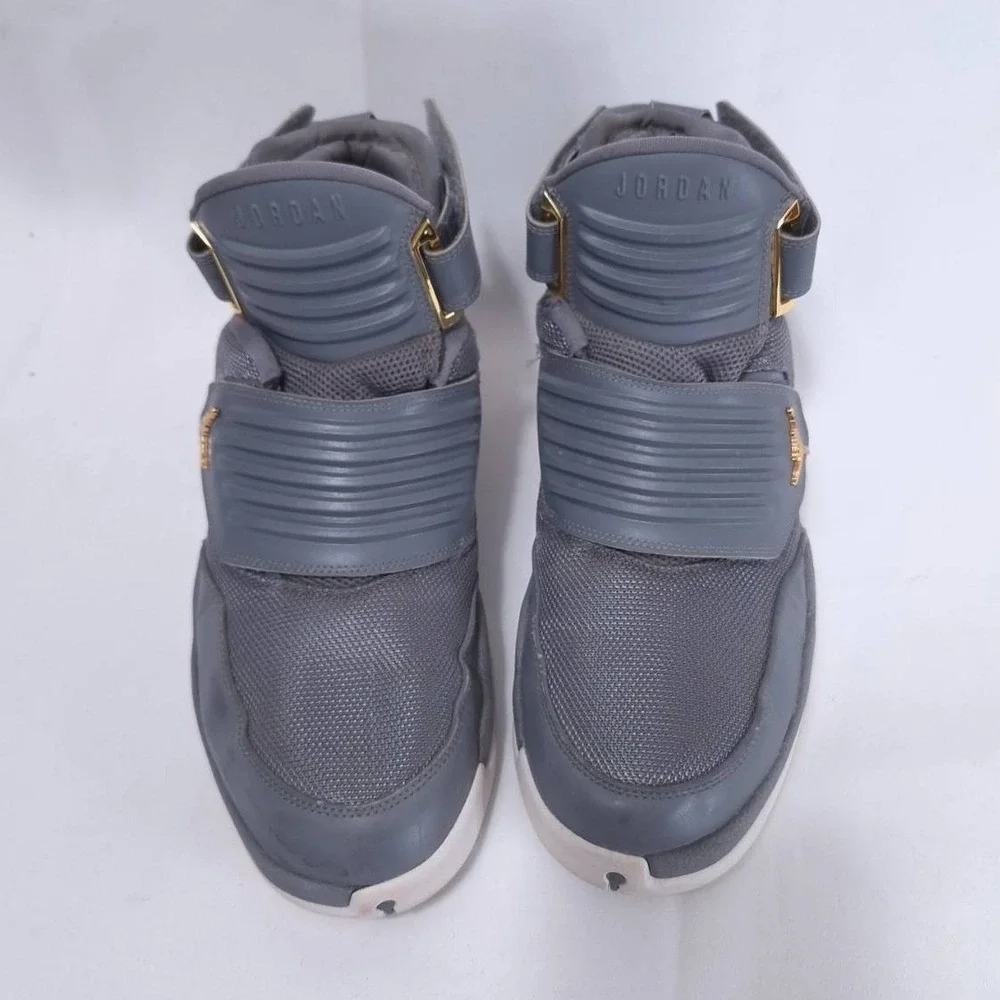 Air Jordan Generation 23 Grey Men‎ 11 Adjustable Strap Gold Jumpman AA1294‑004